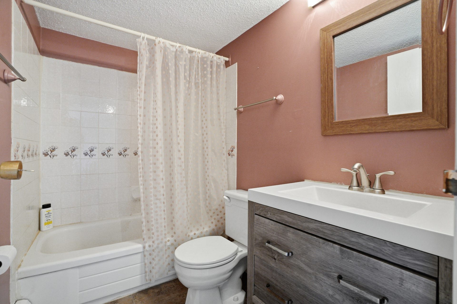 萨斯卡通河东顶层边户公寓出售——419 Tait Court #307——林与唐地产 - 8